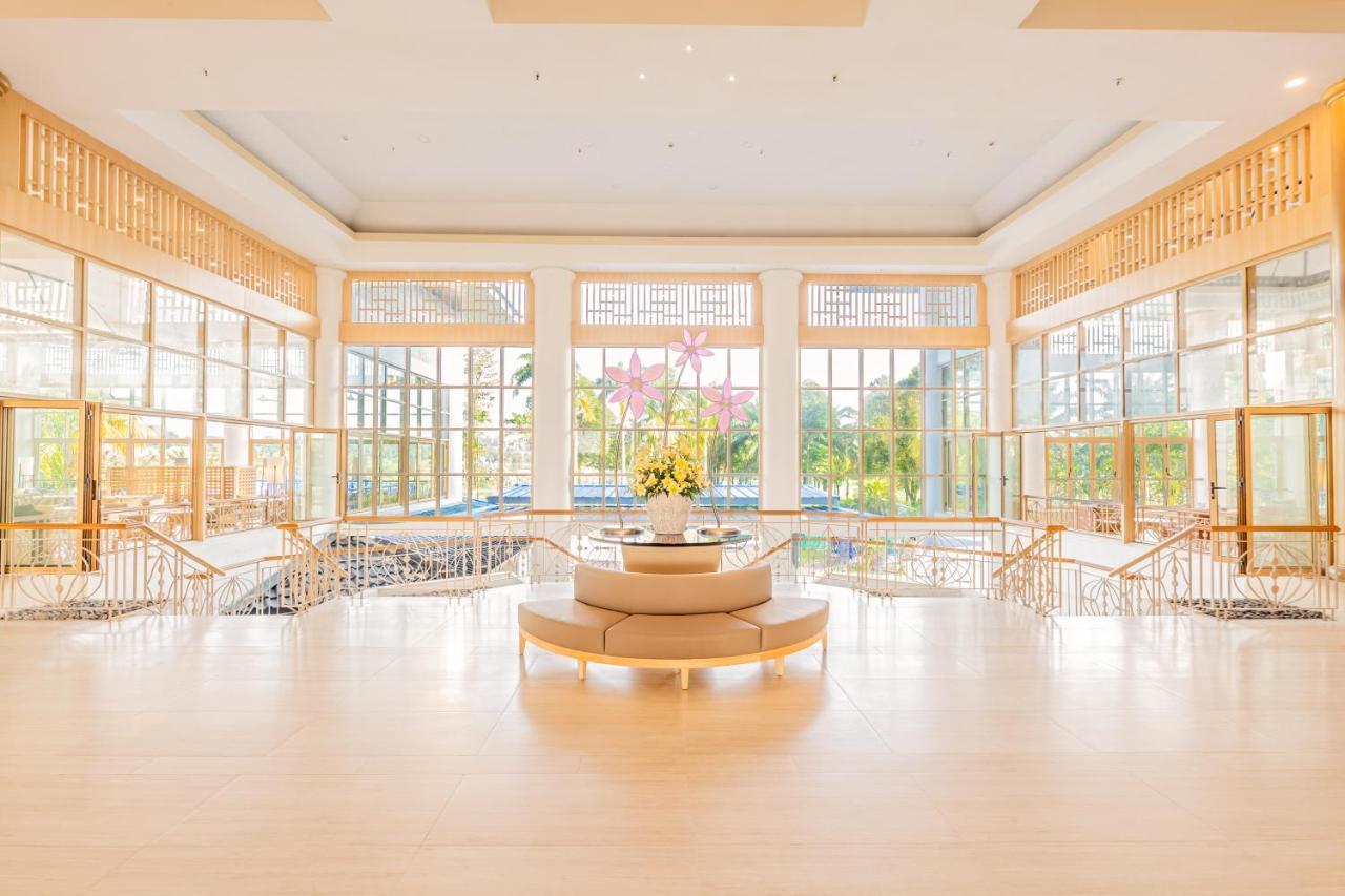 Glenmarie Hotel And Golf Resort Шах-Алам Экстерьер фото Lobby