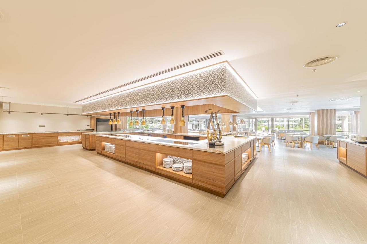 Glenmarie Hotel And Golf Resort Шах-Алам Экстерьер фото The lounge at the airport