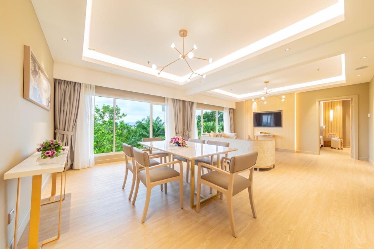 Glenmarie Hotel And Golf Resort Шах-Алам Экстерьер фото A suite at the hospital